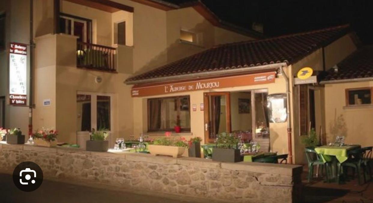 Auberge De Mourjou Ngoại thất bức ảnh