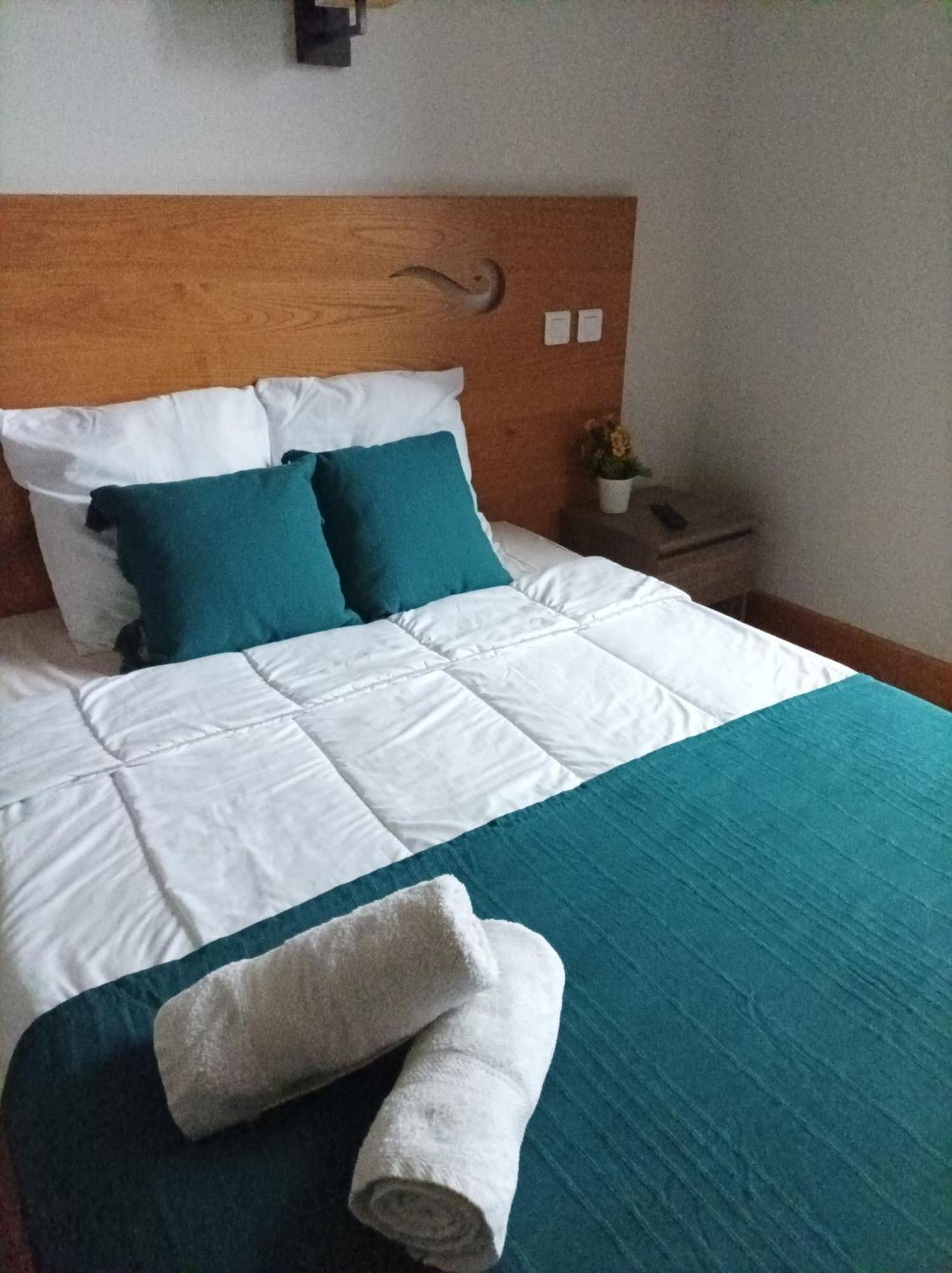 Auberge De Mourjou Ngoại thất bức ảnh